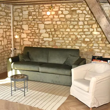Maisonnette Du Bonheur - Vue Campagne - Baignoire Balneo 32 Jets - Lits Queen Size Holiday home *
