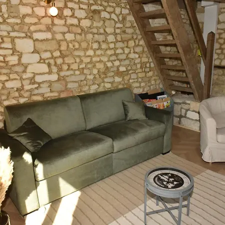 Holiday home Maisonnette Du Bonheur - Vue Campagne - Baignoire Balneo 32 Jets - Lits Queen Size