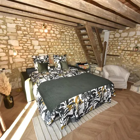 Maisonnette Du Bonheur - Vue Campagne - Baignoire Balneo 32 Jets - Lits Queen Size Vadencourt (Aisne)