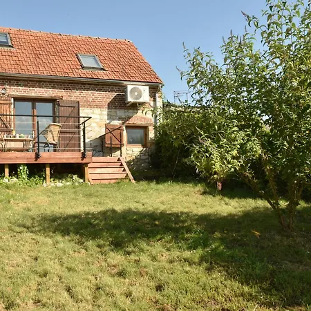 Maisonnette Du Bonheur - Vue Campagne - Baignoire Balneo 32 Jets - Lits Queen Size Holiday home Vadencourt (Aisne)